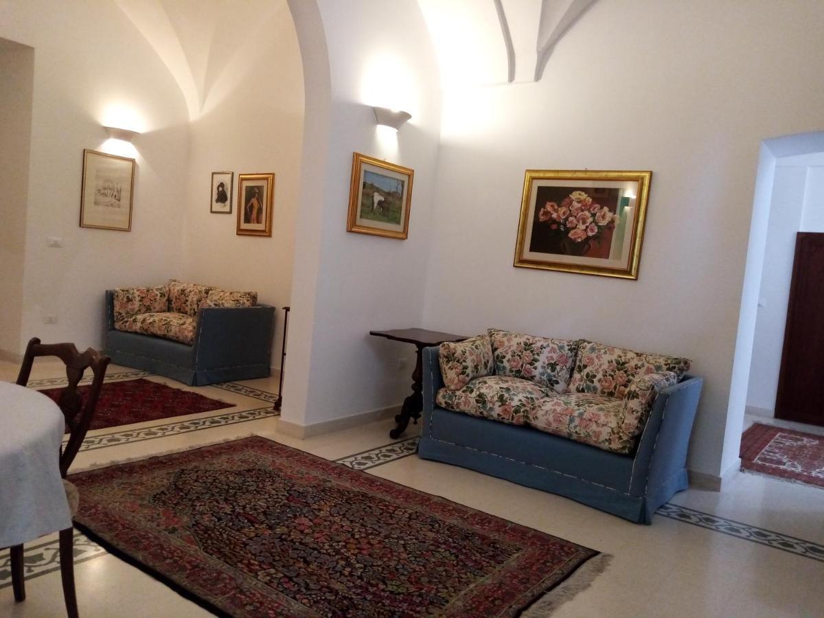 Dimora Storica Le Perle Bed & Breakfast Lecce Exterior photo