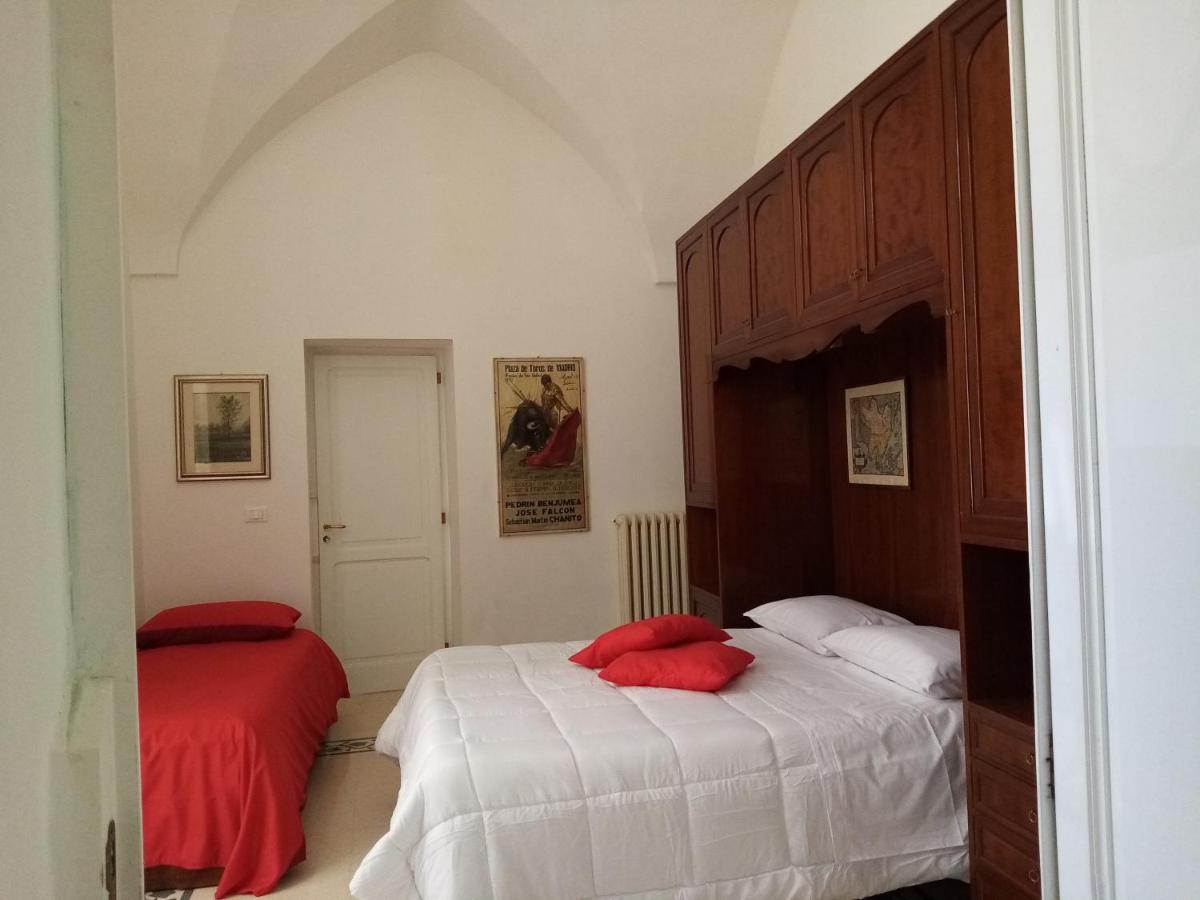 Dimora Storica Le Perle Bed & Breakfast Lecce Exterior photo