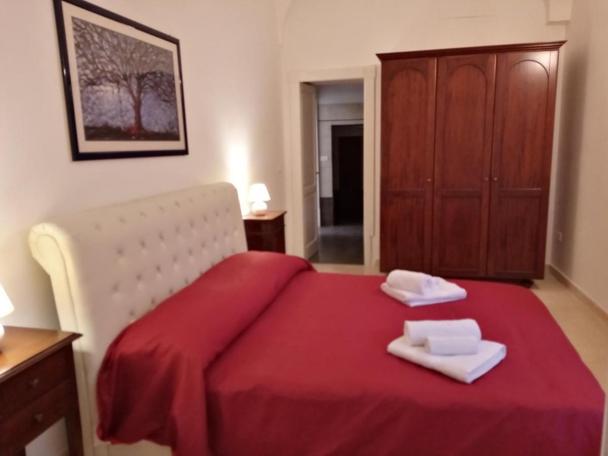 Dimora Storica Le Perle Bed & Breakfast Lecce Exterior photo