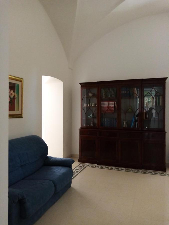 Dimora Storica Le Perle Bed & Breakfast Lecce Exterior photo