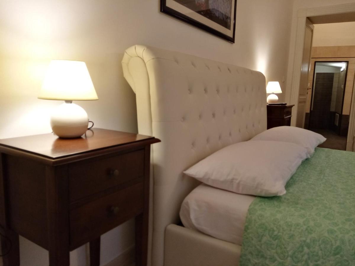 Dimora Storica Le Perle Bed & Breakfast Lecce Exterior photo