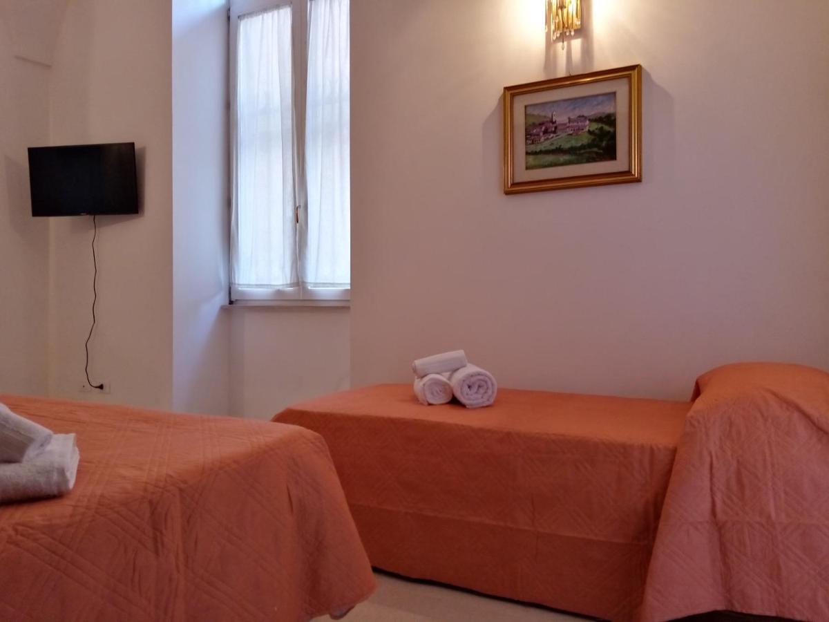 Dimora Storica Le Perle Bed & Breakfast Lecce Exterior photo