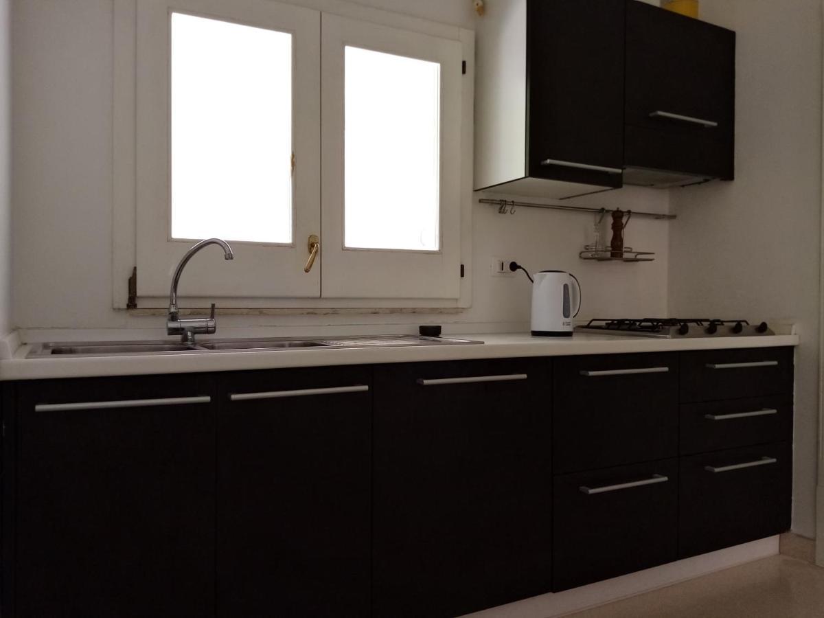 Dimora Storica Le Perle Bed & Breakfast Lecce Exterior photo