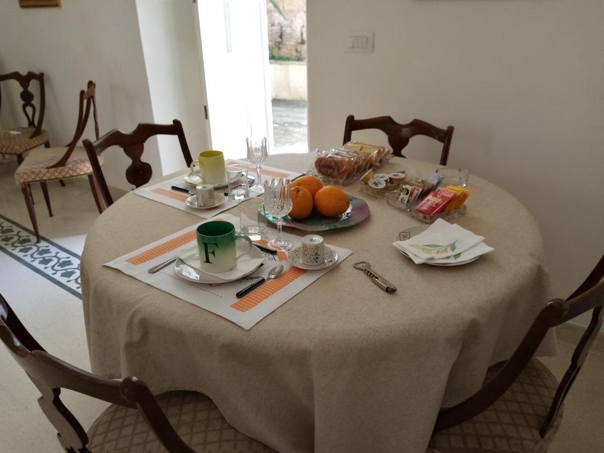 Dimora Storica Le Perle Bed & Breakfast Lecce Exterior photo